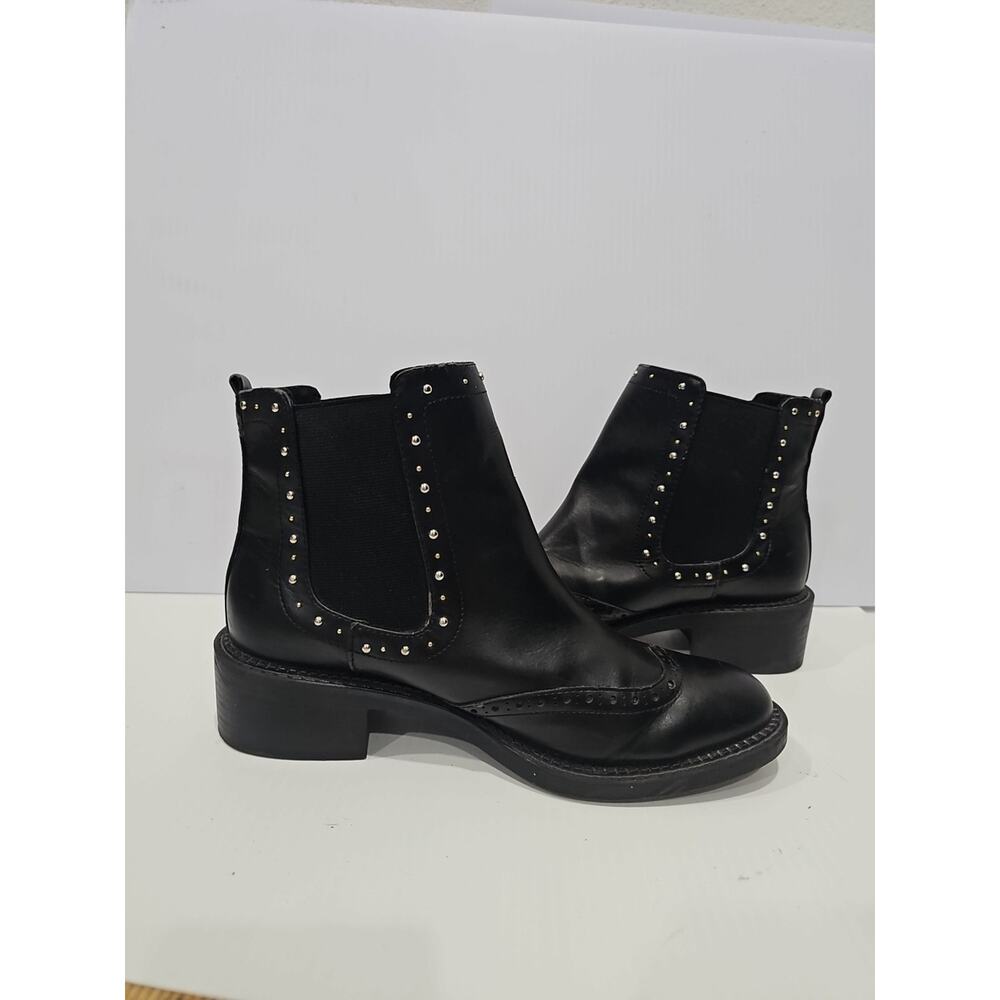 Stradivarius Black Ankle Boots Sz 9.5/  40 Round Toe Gold Studs